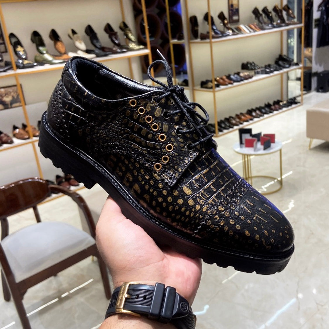 Limited Edition Crocodile Finish Boot Sole Lace-up Shoes