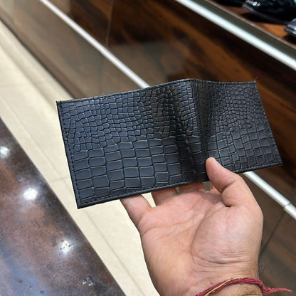 Classic Matt Finish Crocodile Scaled Wallet