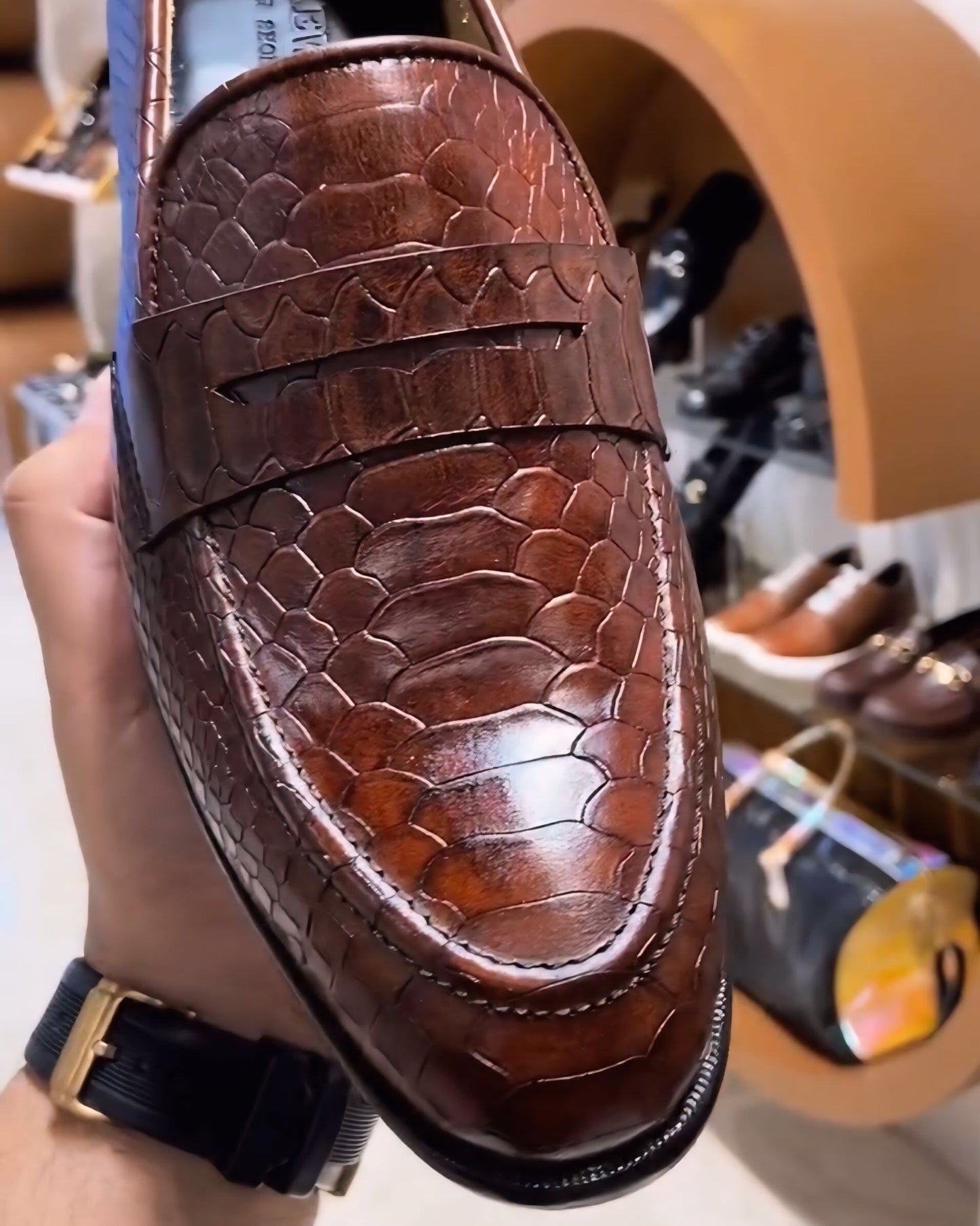 Cobra Scaled Moccasins in Brown Shade