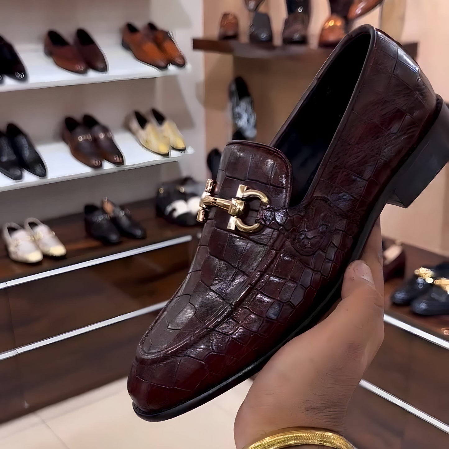 Wine-brown Burnished Crocodile Scaled Loafers