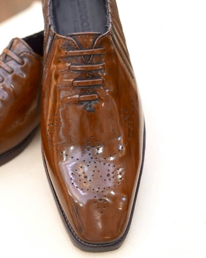 New Classic Tan Patina Lace-up Oxfords