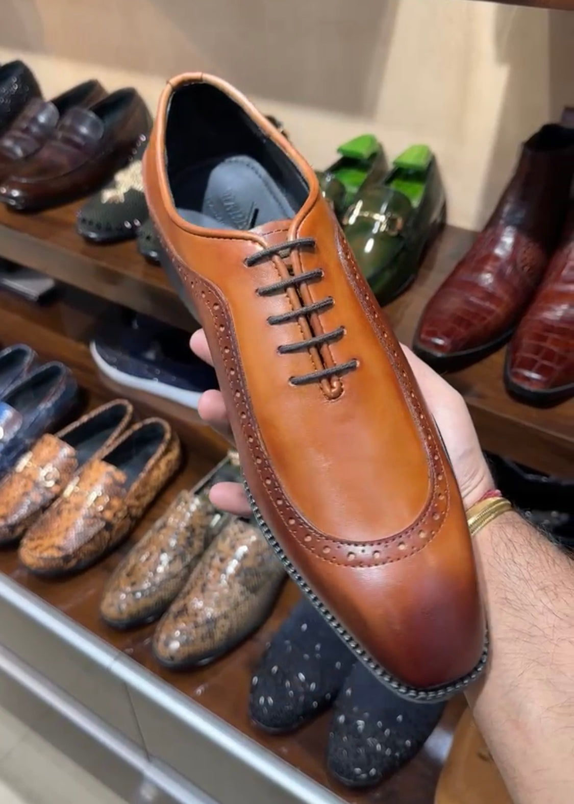 Dual-tone Sidewing Hand-painted Oxfords