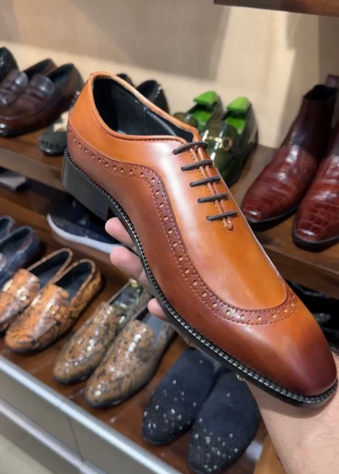 Dual-tone Sidewing Hand-painted Oxfords